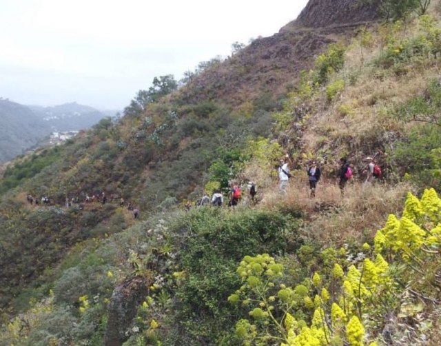 Parcourir le sentier 